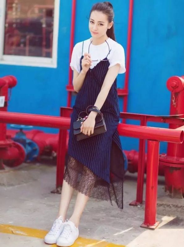 37 度的夏天，唯有蕾丝能让女人继续精致｜正流行