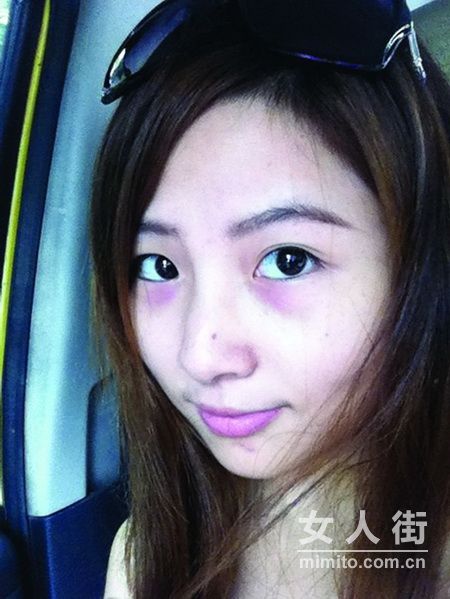 娇小女生搭配 照样长裙飘飘