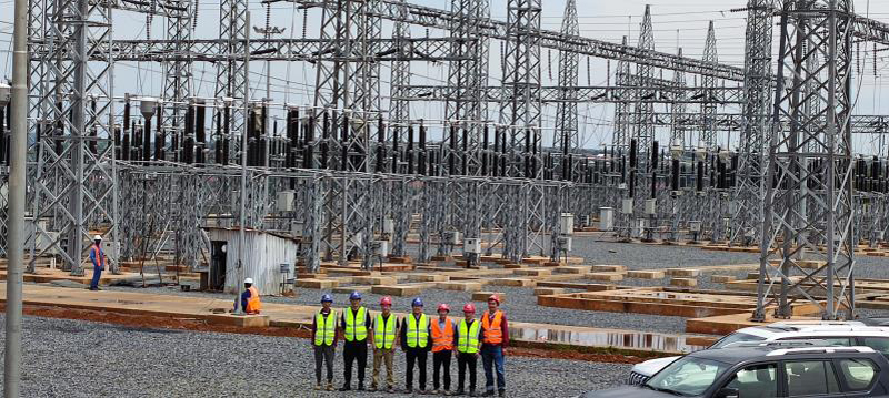 6381085935936234403423856