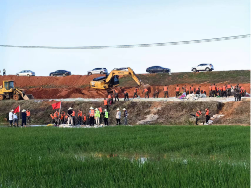 抗洪抢险报导-迎“汛”而上，奔赴前列 -299.png